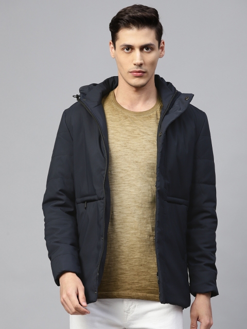 

Fort Collins Men Navy Blue Solid Lightweight Hooded Padded Jacket