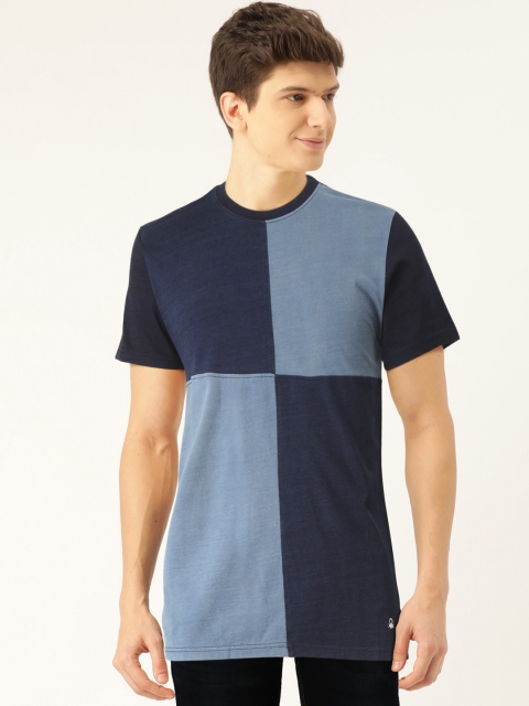 

United Colors of Benetton Men Blue Colourblocked Round Neck T-shirt