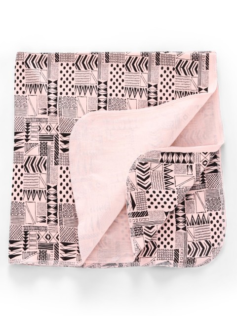 

Nino Bambino Infants Pink Printed Organic Cotton Blanket
