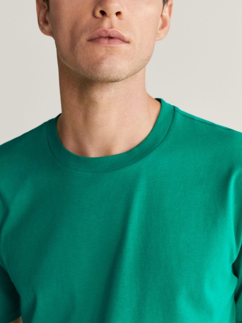 

MANGO MAN Green Solid Organic Cotton Round Neck T-shirt