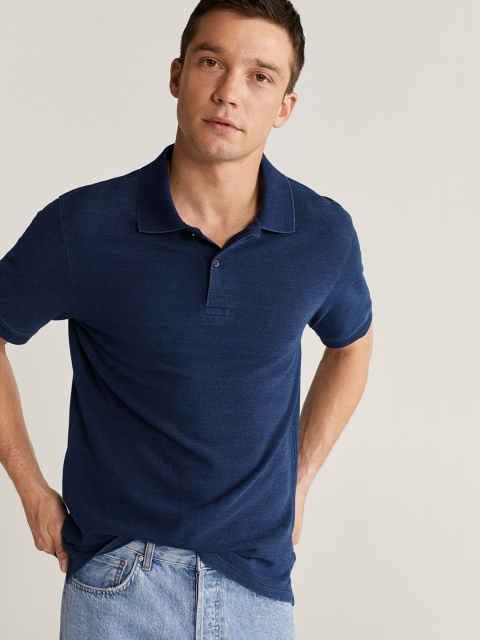 

MANGO MAN Navy Blue Solid Polo Collar T-shirt