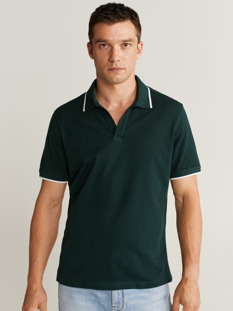 

MANGO MAN Green Solid Polo Collar T-shirt