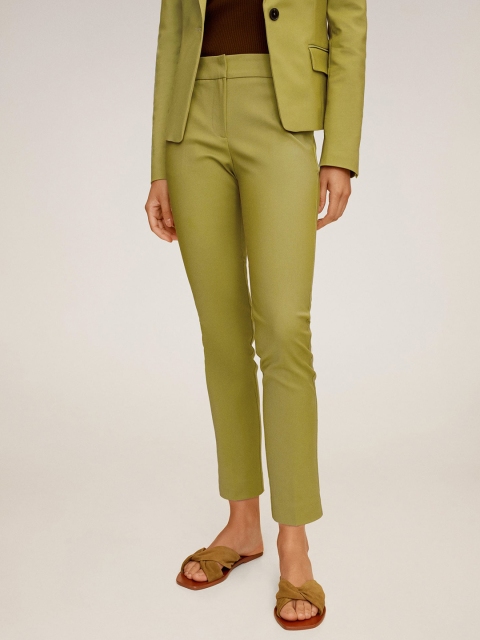 

MANGO Women Olive Green Sustainable Slim Fit Solid Cropped Regular Trousers