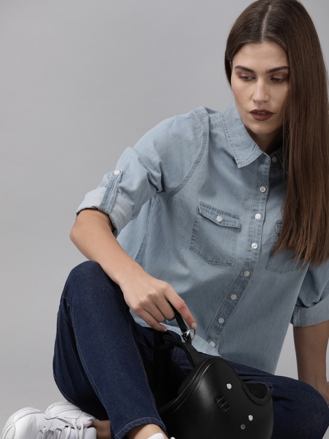 

Roadster Women Blue Regular Fit Antiviral Protective Finish Faded Casual Shirt