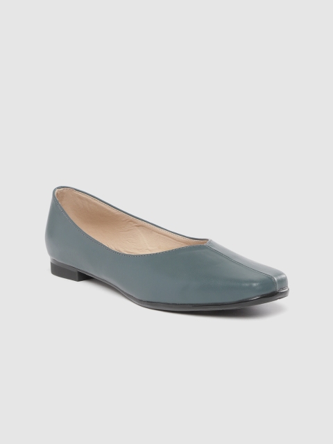 

DressBerry Women Navy Blue Solid Ballerinas
