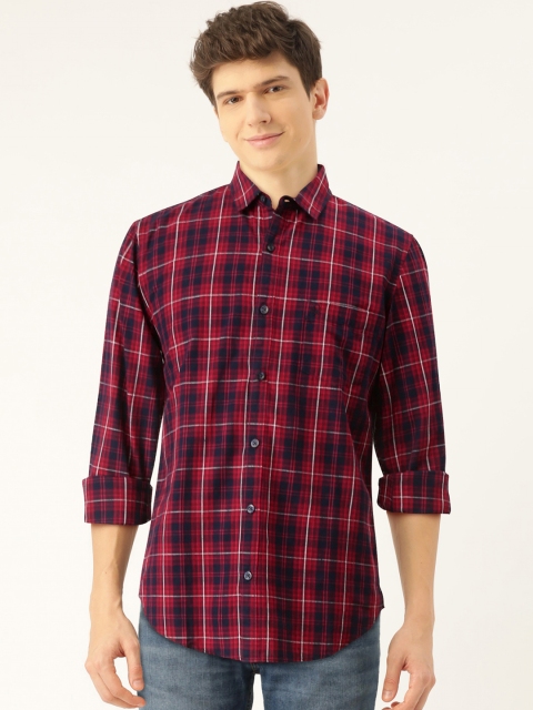 

United Colors of Benetton Men Red & Navy Blue Slim Fit Checked Casual Shirt