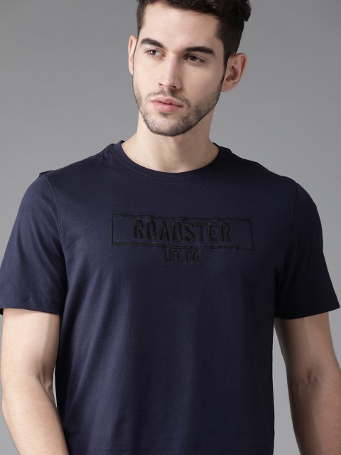 

Roadster Men Navy Blue Antiviral & Antibacterial protection Brand Carrier Solid Round Neck T-shirt with tipping