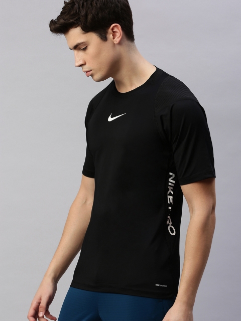 

Nike Men Black Printed Dri-FIT SHORT SLEEVE Round Neck T-shirt