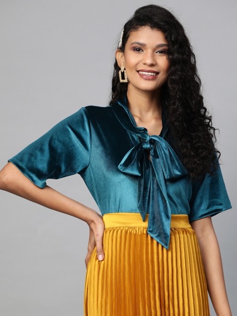 

SASSAFRAS Women Teal Blue Solid Velvet Finish Top