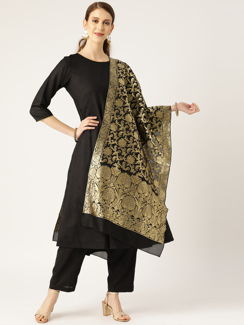 

Shae by SASSAFRAS Women Black & Golden Solid Kurta with Trousers & Brocade Dupatta