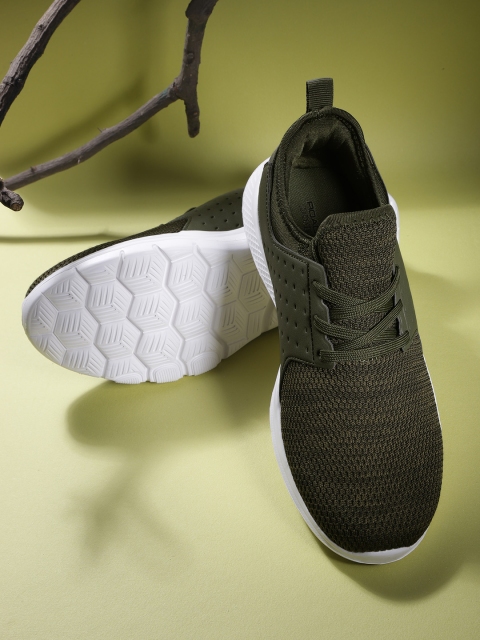 

Roadster Men Olive Green Solid Sneakers