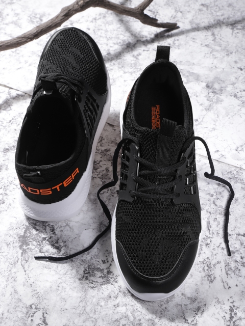 

Roadster Men Black Solid Sneakers