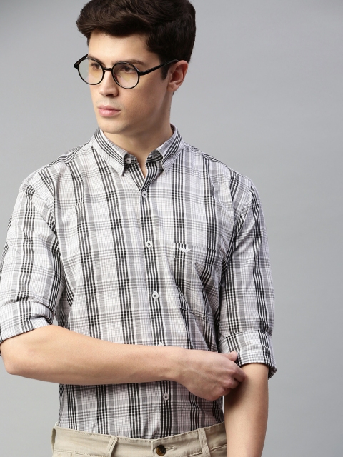 

Park Avenue Men Black & White Slim Fit Checked Smart Casual Shirt