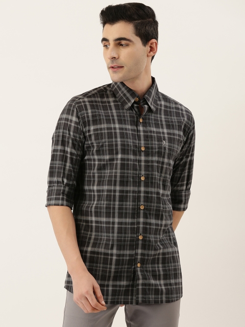 

Burnt Umber Men Black & White Comfort Regular Fit Checked Casual Shirt