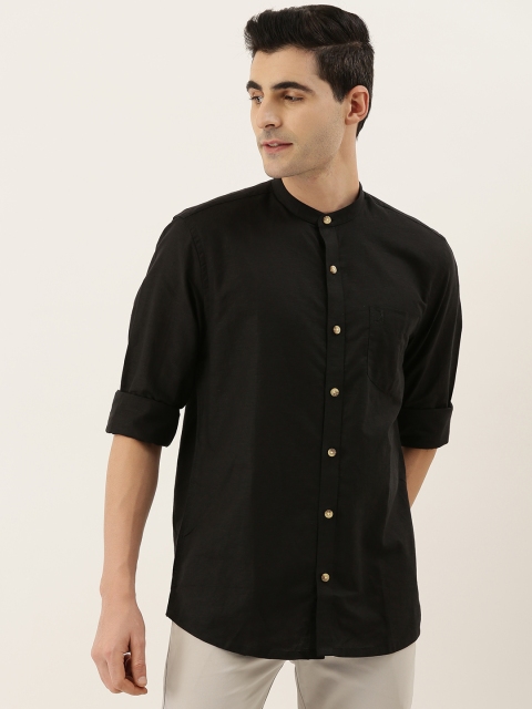 

Burnt Umber Men Black Comfort Regular Fit Solid Casual Shirt