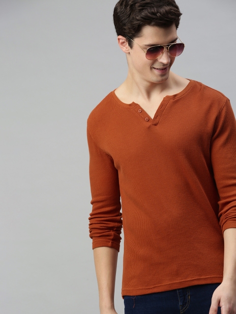 

Mast & Harbour Men Rust Brown Solid Round Neck Knitted T-shirt