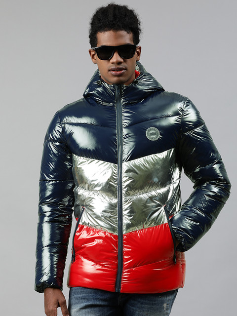 

Jack & Jones Men Navy Blue & Silver-Coloured Colourblocked Puffer Jacket