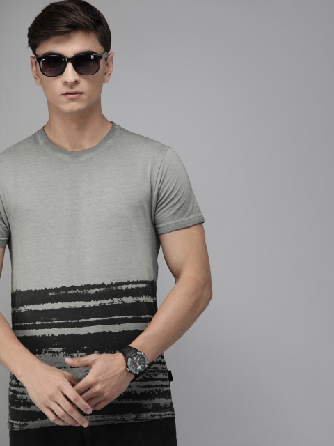 

Pepe Jeans Men Grey & Black TAKKEN SS IP Striped Round Neck Pure Cotton T-shirt