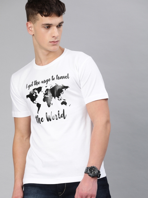 

BE AWARA Men White Printed Round Neck Pure Cotton T-shirt