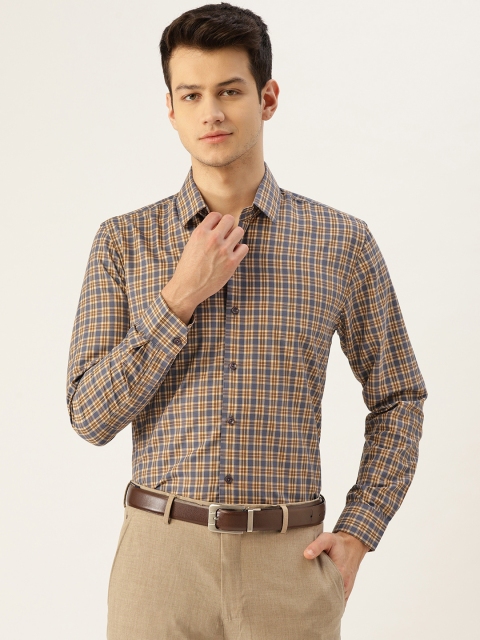 

SOJANYA Men Beige & Grey Classic Fit Checked Formal Shirt