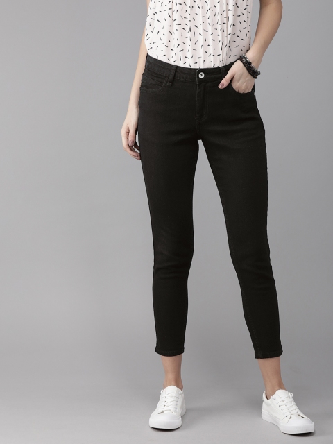 

Roadster Women Black Skinny Fit Mid-Rise Clean Look Stretchable Cropped Jeans