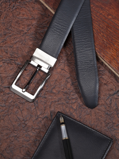 

HIGHLANDER Men Black & Coffee Brown Textured Reversible Belt