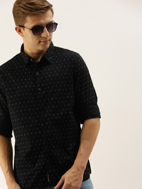 

SINGLE Men Black Slim Fit Printed Casual Shirt