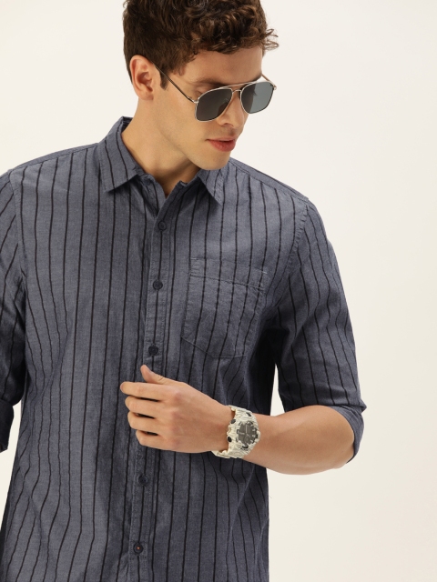 

SINGLE Men Navy Blue & Black Slim Fit Striped Casual Shirt