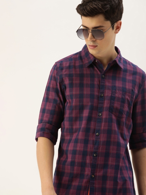 

SINGLE Men Blue & Maroon Slim Fit Checked Casual Shirt