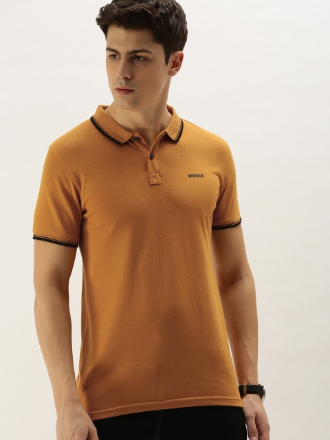 

SINGLE Men Mustard Solid Slim Fit Polo Collar T-shirt