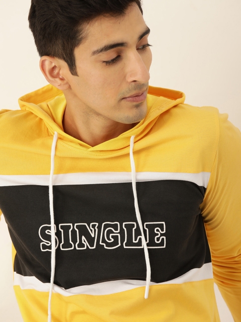 

SINGLE Men Yellow Printed Hooded T-shirt