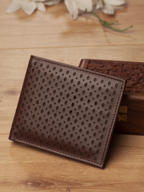 

HIGHLANDER Men Coffee Brown Cut-Out Two Fold Wallet