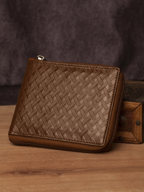

HIGHLANDER Men Brown Textured Zip Around Wallet