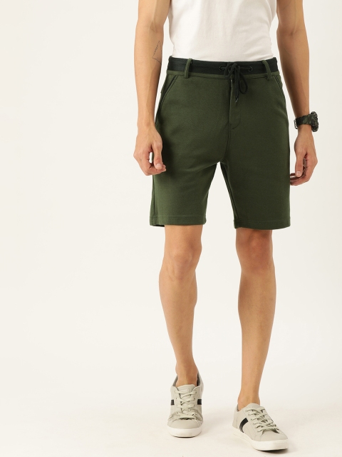 

Campus Sutra Men Olive Green Solid Regular Fit Regular Shorts