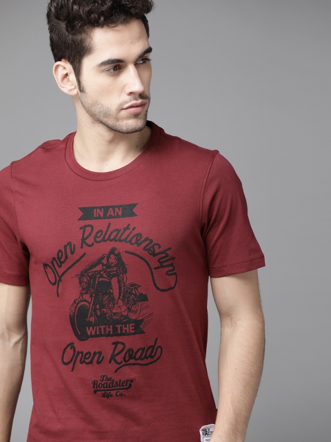 

Roadster Men Maroon & Black Biker Print Round Neck T-shirt