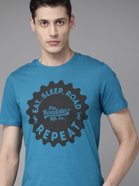 

Roadster Men Teal Blue & Black Brand Logo Print Round Neck T-shirt