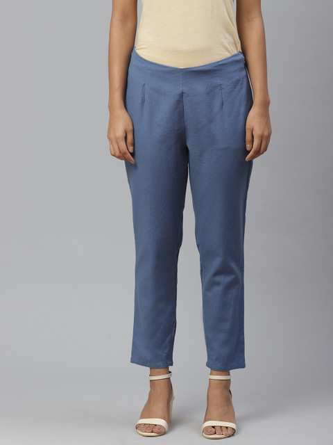 

PINKSKY Women Blue Smart Slim Fit Solid Cropped Trousers