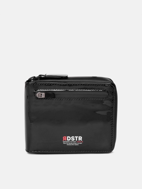 

Roadster Men Black Solid Zip Around Wallet