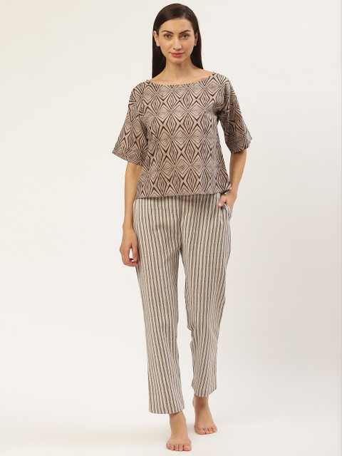 

pinwheel Women Taupe & Black Printed Nightsuit
