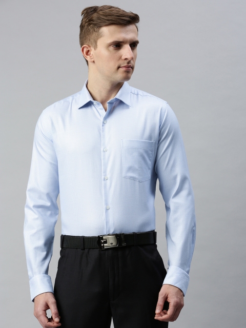 

Park Avenue Men White & Blue Slim Fit Checked Formal Shirt