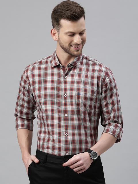 

Park Avenue Men Maroon & White Slim Fit Checked Smart Casual Shirt