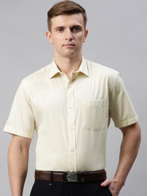 

Park Avenue Men Cream-Coloured Regular Fit Solid Formal Shirt