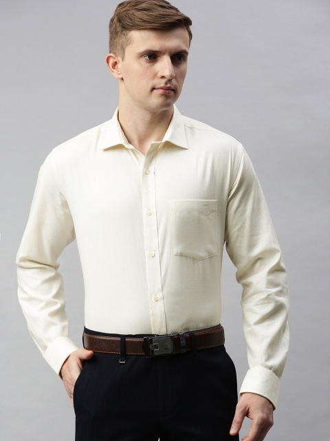 

Park Avenue Men Yellow Regular Fit Self Design Formal Shirt