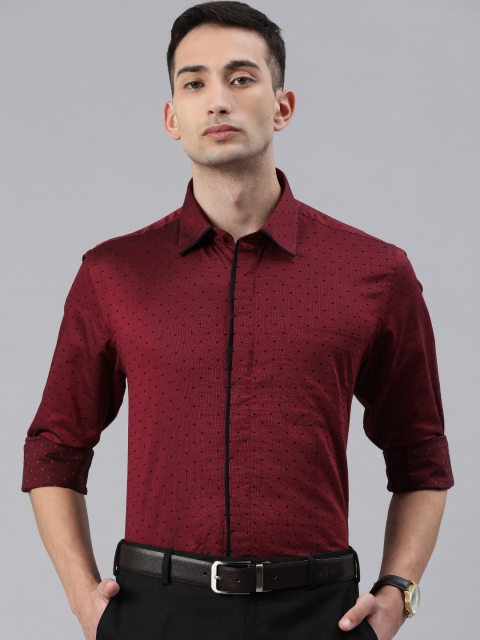 

Raymond Men Maroon & Black Regular Fit Printed Formal Shirt
