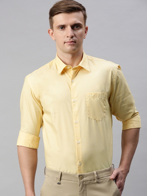 

Park Avenue Men Yellow Slim Fit Solid Smart Casual Shirt