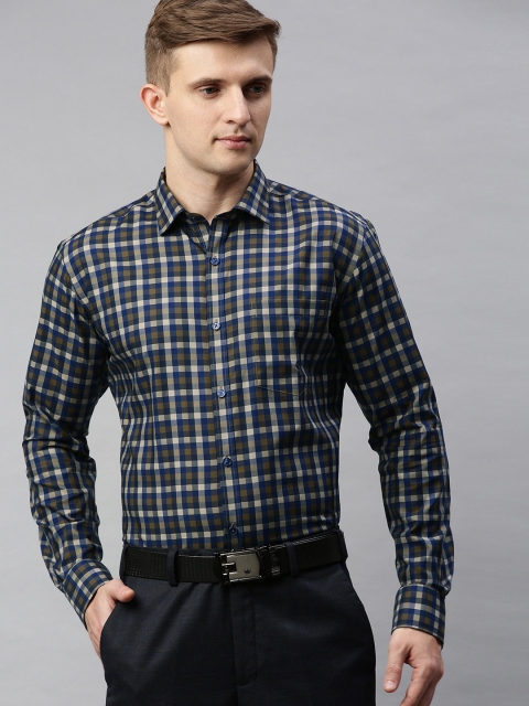 

Park Avenue Men Navy Blue & Off-White Slim Fit Checked Formal Shirt