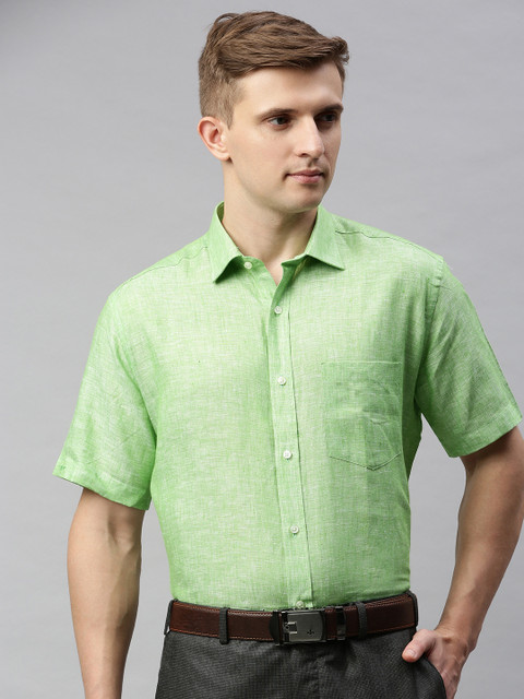 

Park Avenue Men Green Regular Fit Solid Formal Linen Shirt
