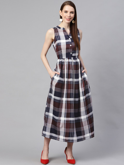 

plusS Women Burgundy & White Checked Maxi Dress