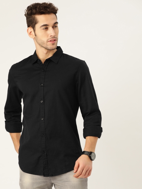 

United Colors of Benetton Men Black Slub Slim Fit Solid Casual Shirt
