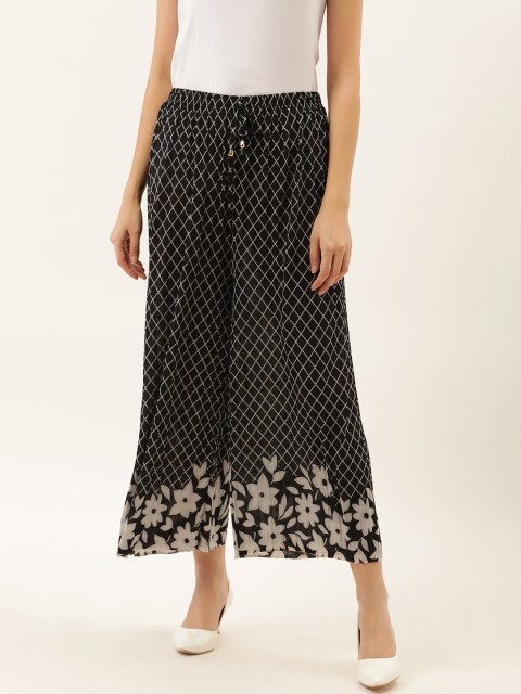 

Darzi Women Black & Grey Flared Fit Printed Culottes